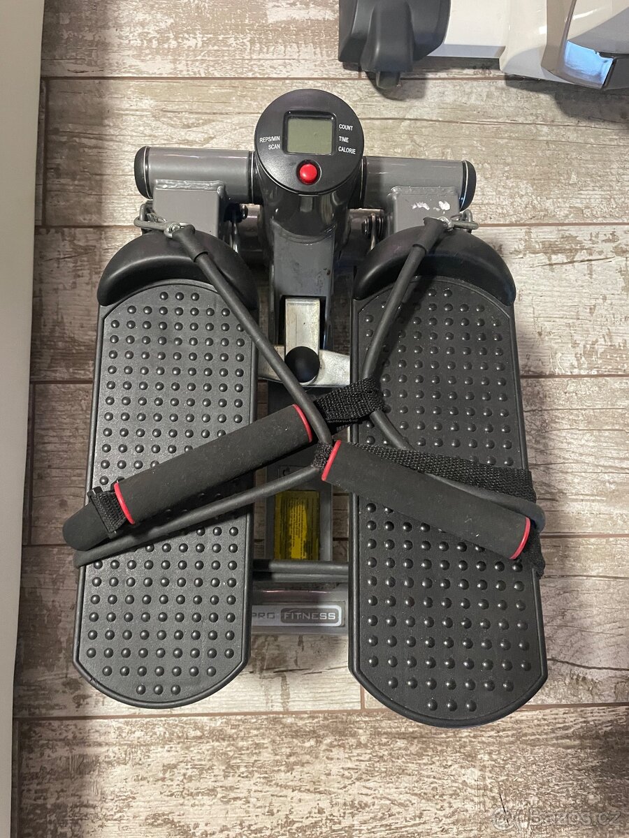 Posilovaci stroj - 2