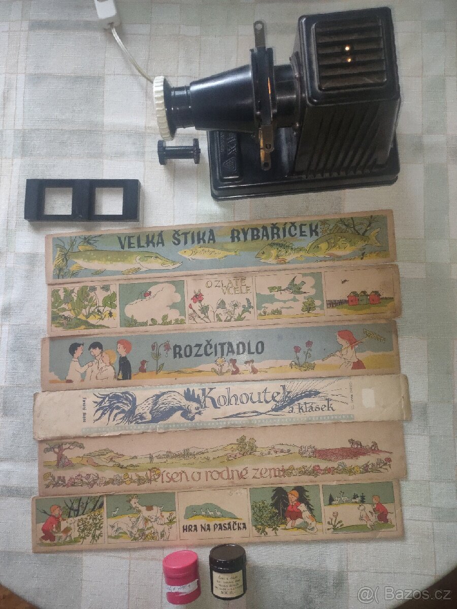 Promítačka DIAX II. - 2