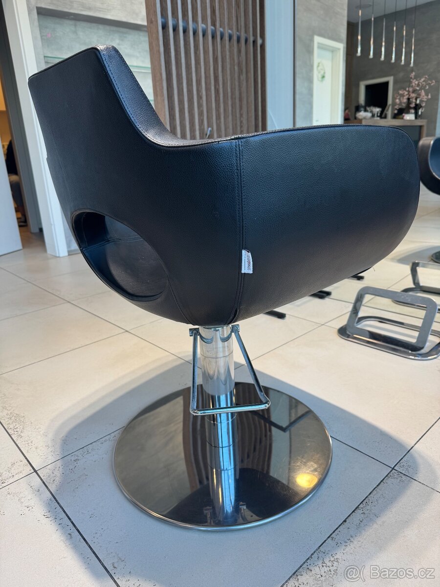 Kadeřnické křeslo - 2