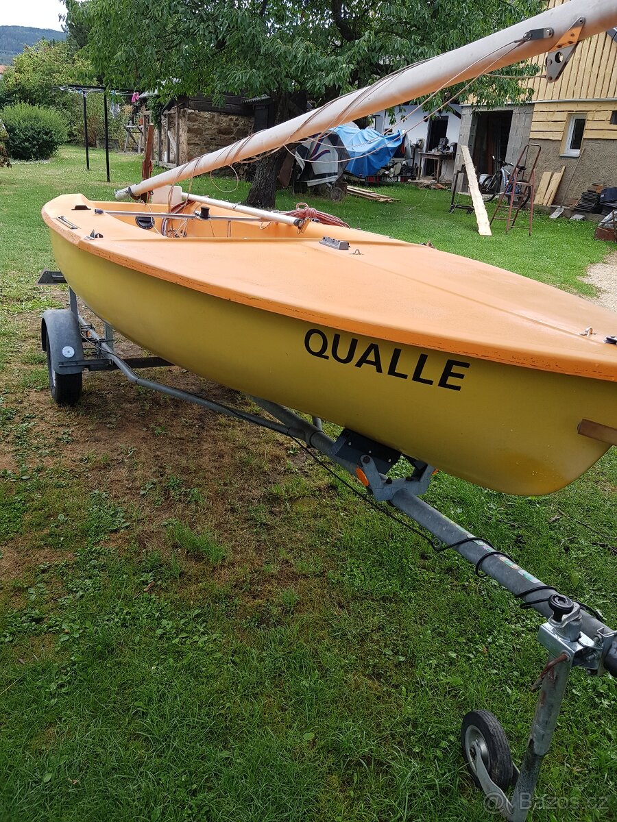 Plachetnice + trailer - 2
