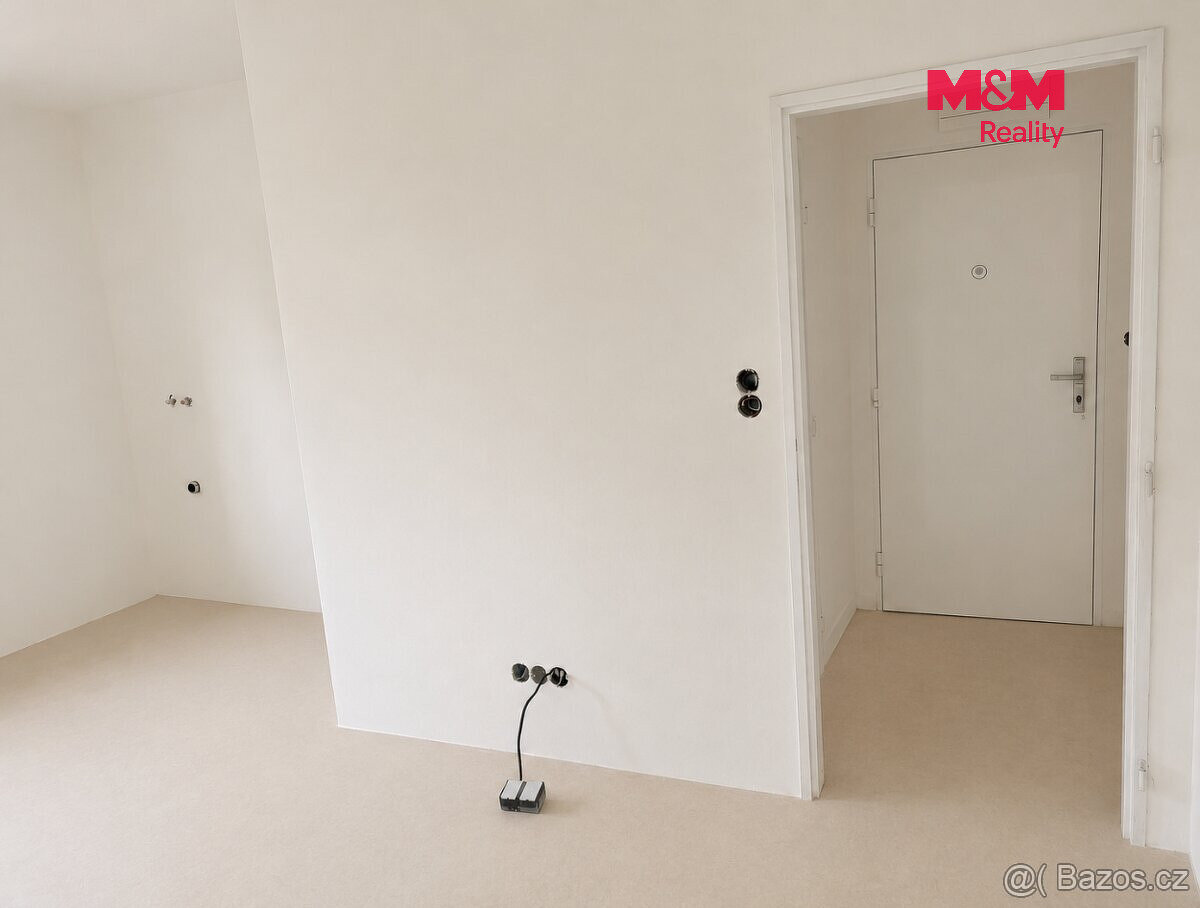 Prodej bytu 1+kk, 27 m², Kyjov - 2