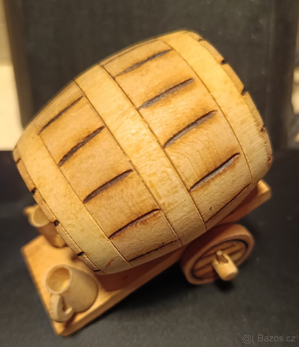 medvěd a soudek - 2