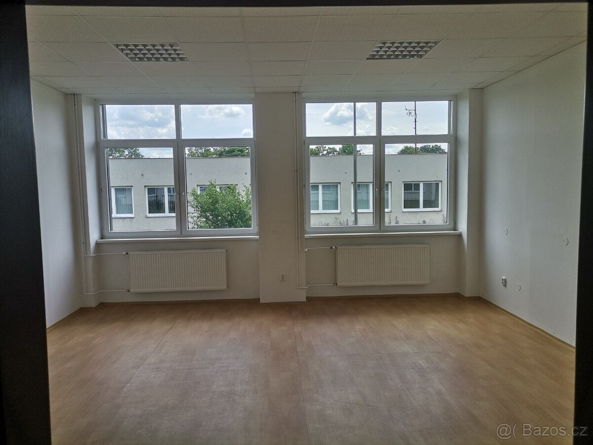 Třebíč - U obůrky - pronájem kanceláří - 2