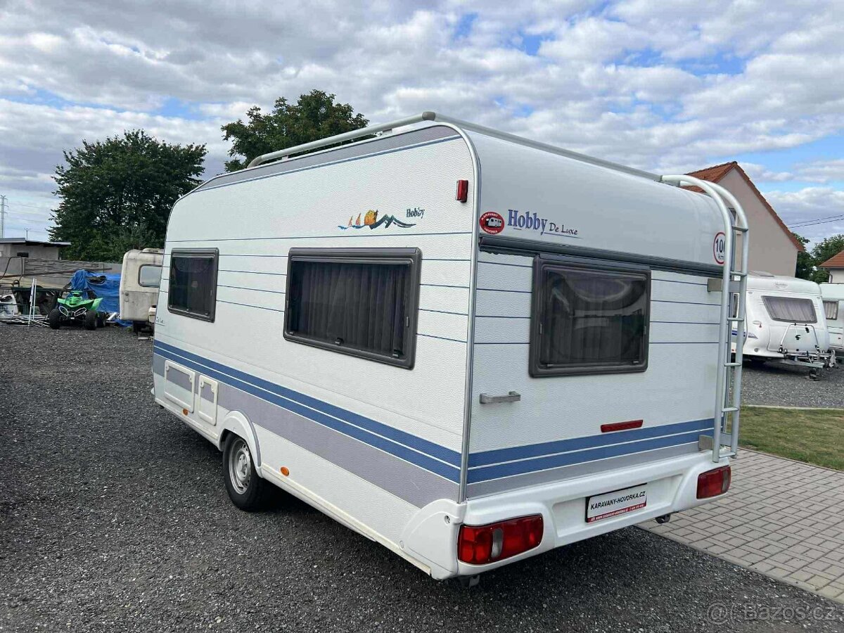 Hobby De Luxe 440 / 100 km/h/ Francouzská postel - 2