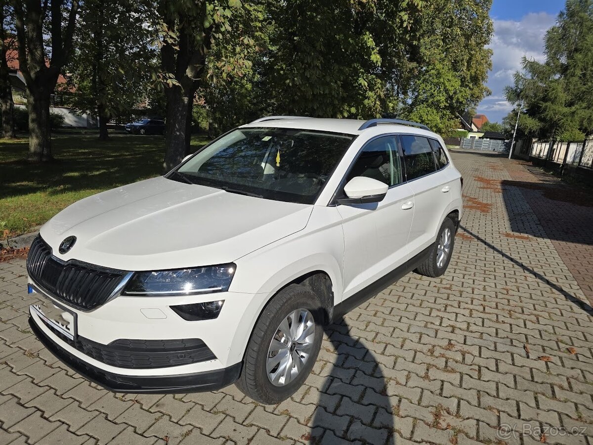 OSOBNÍ ŠKODA KOMBI KAROQ r.2021 - 2