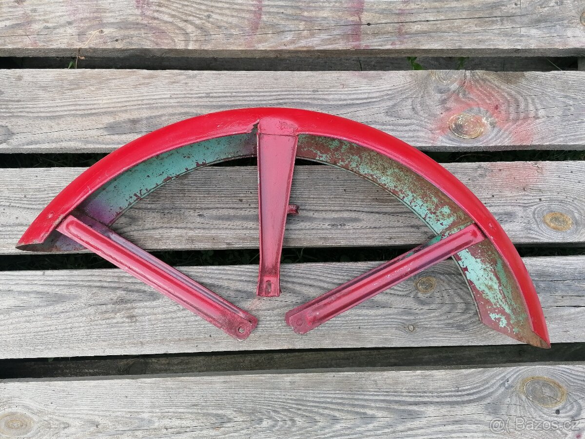 Predný blatník na Jawa 350/ 360, 250/ 559, 592 panelka - 2