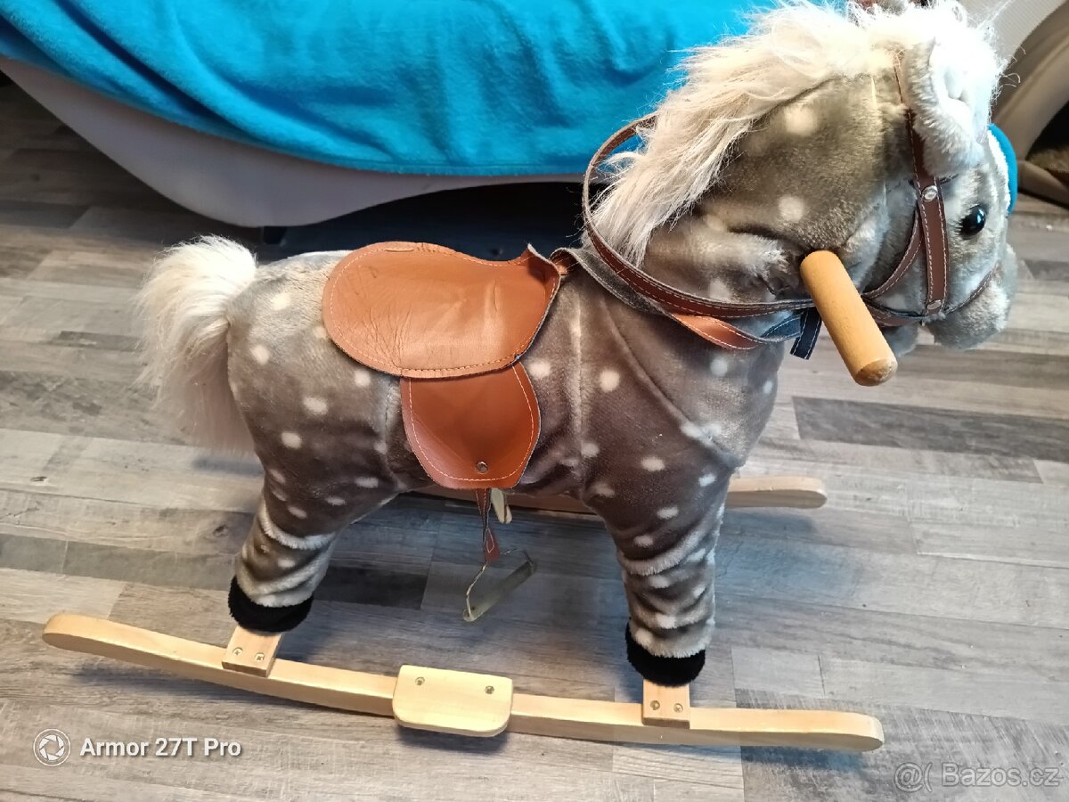 Houpací kůň Ponty. - 2