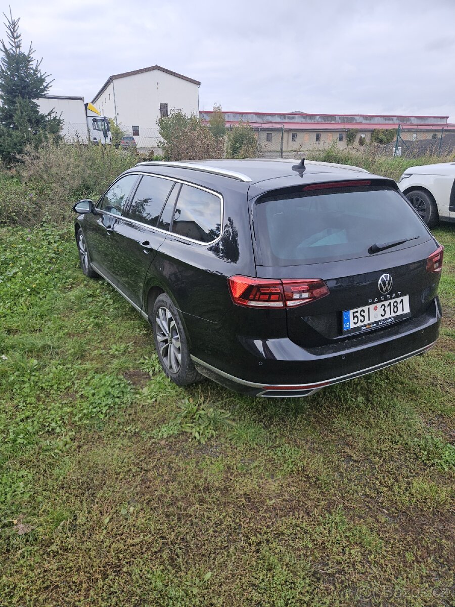 Volkswagen Passat 2.0 2020 rok - 2