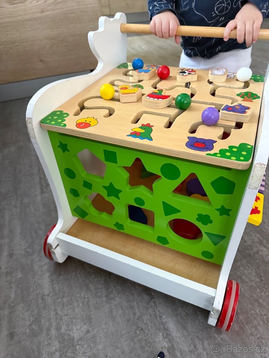 Dřevěné interaktivní chodítko - 2