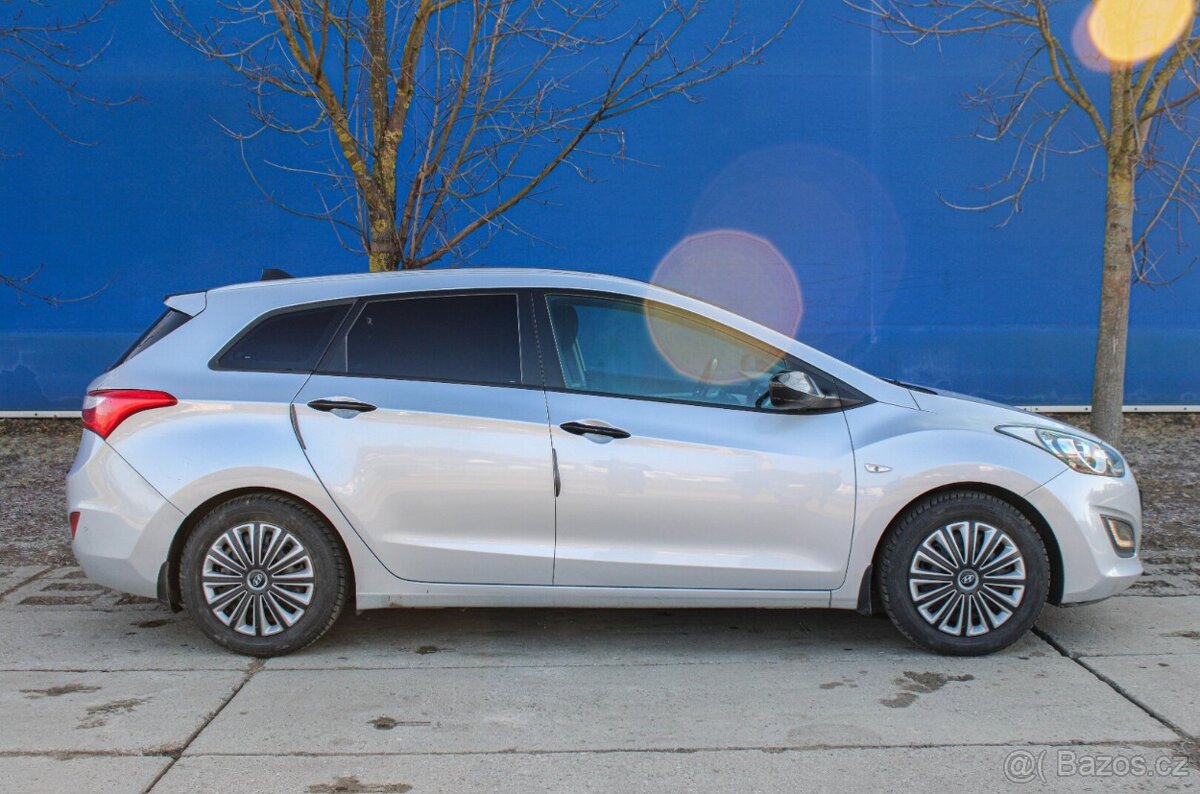 Hyundai i30 CW 1.4 MPi LPG - 2