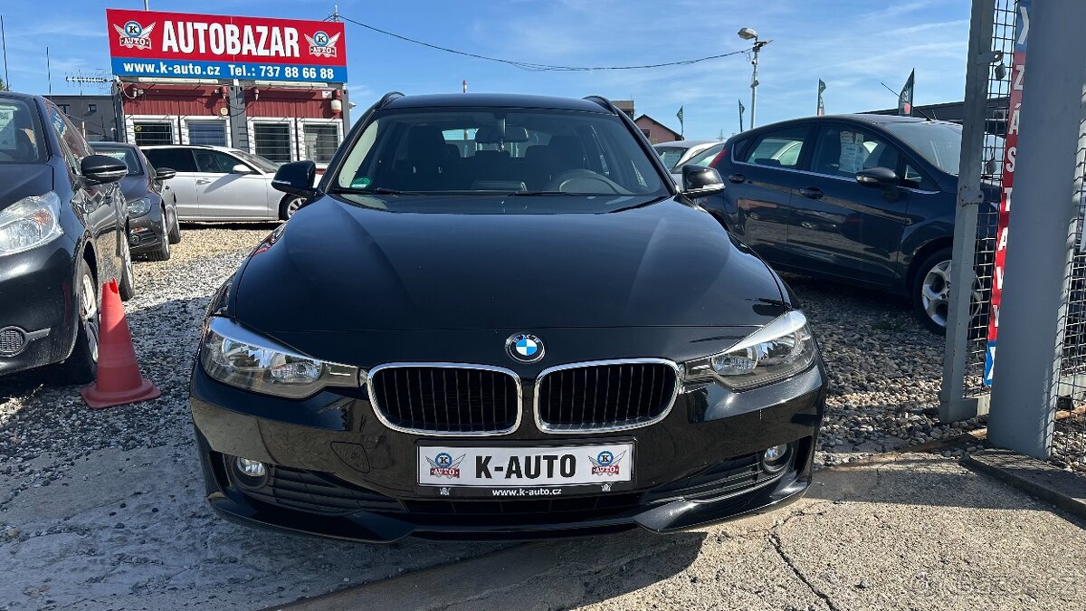 BMW 318d 105kW Stav,Navi,Tažné - 2