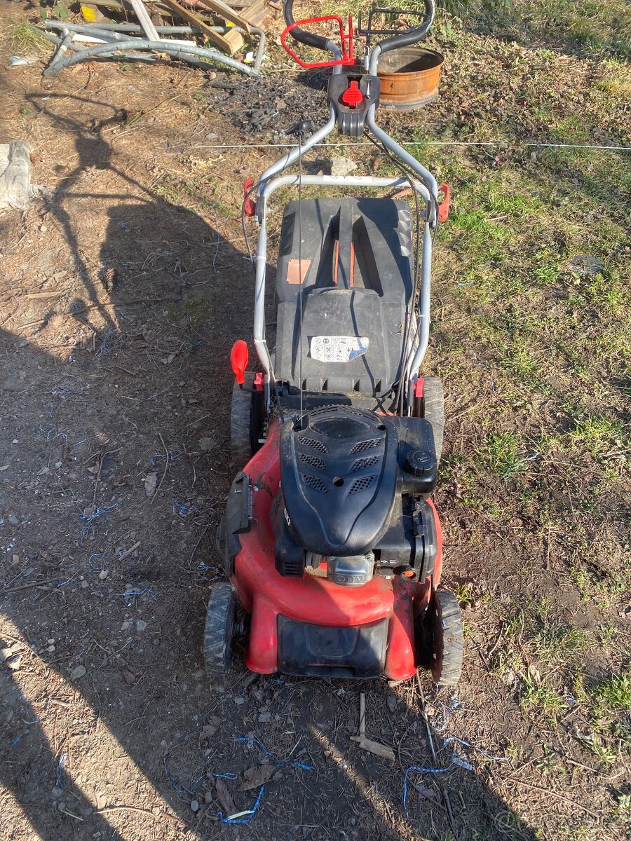 Benzinová sekačka hecht - 2