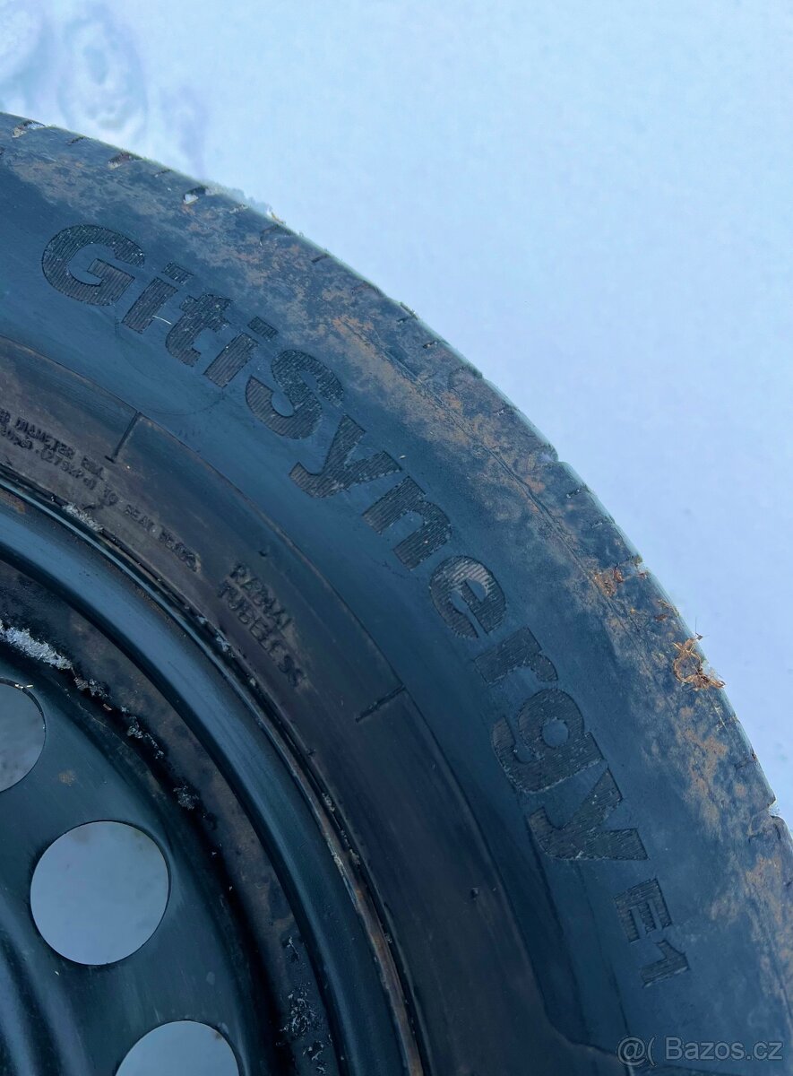 Letní pneu s disky 195/65/15 - 5x112 Golf5 - 2
