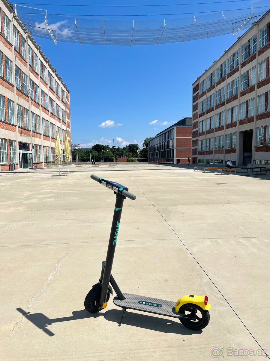 Prodám elektrickou koloběžku značky Inmotion - 2