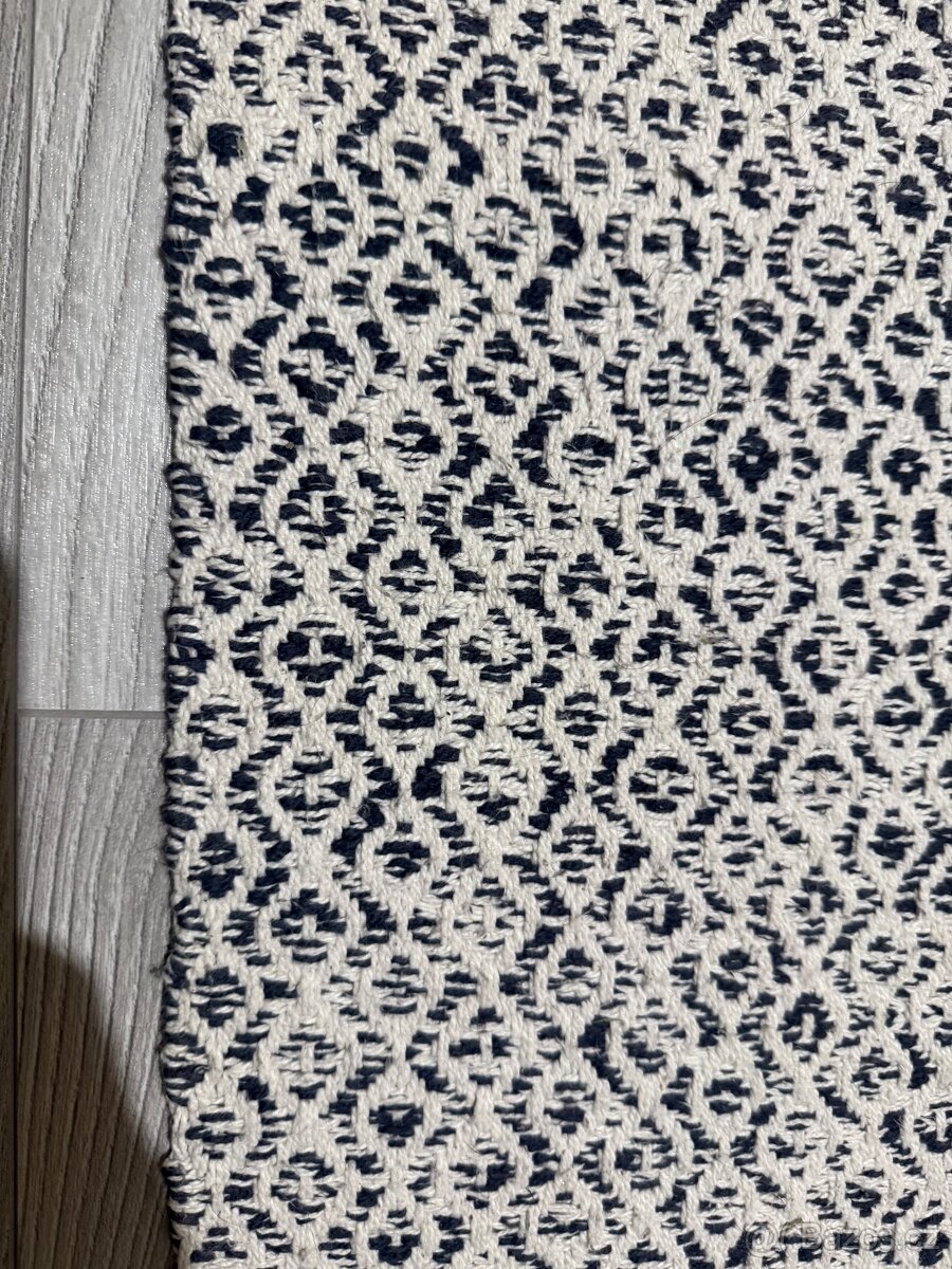 Small carpet Ikea 300 czk - 2