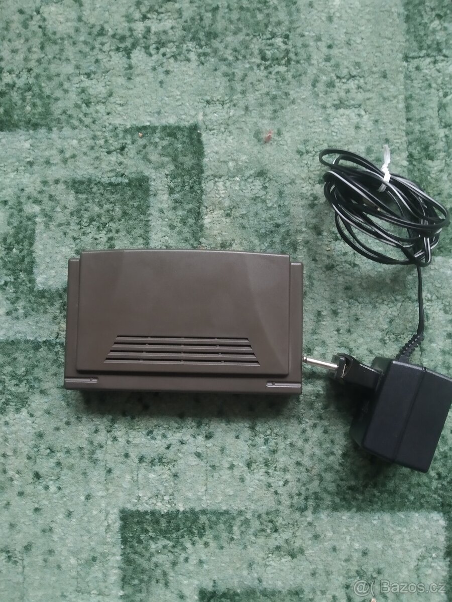 Prodám Switch TP-Link TL-SF1005D - 2