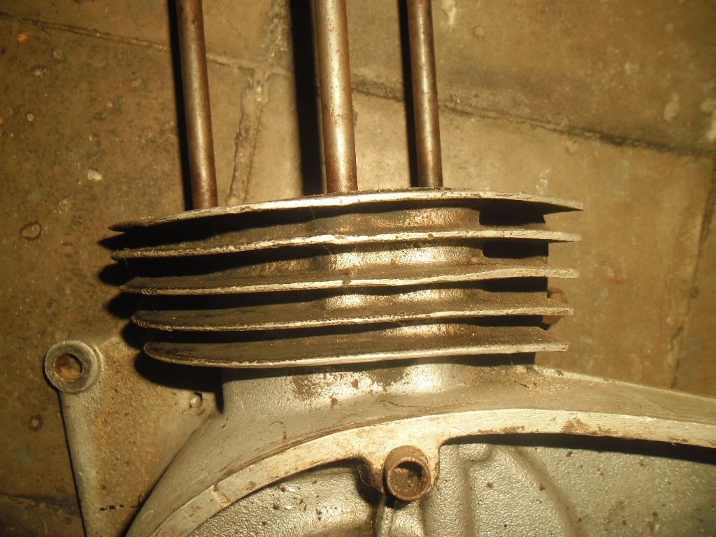 Jawa 350/354/02 kývačka -půlbuben - 2