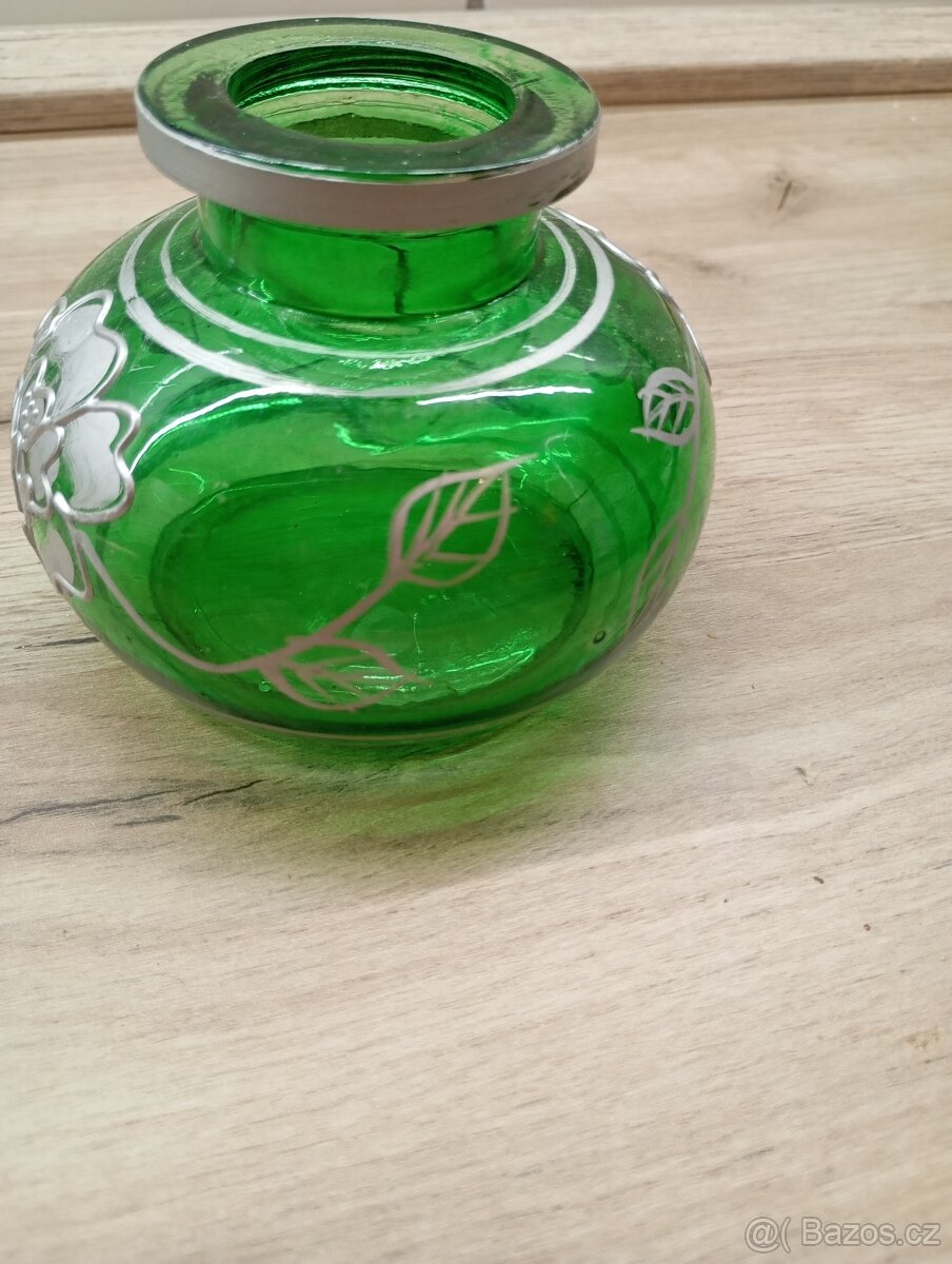 Retro vázička - 2