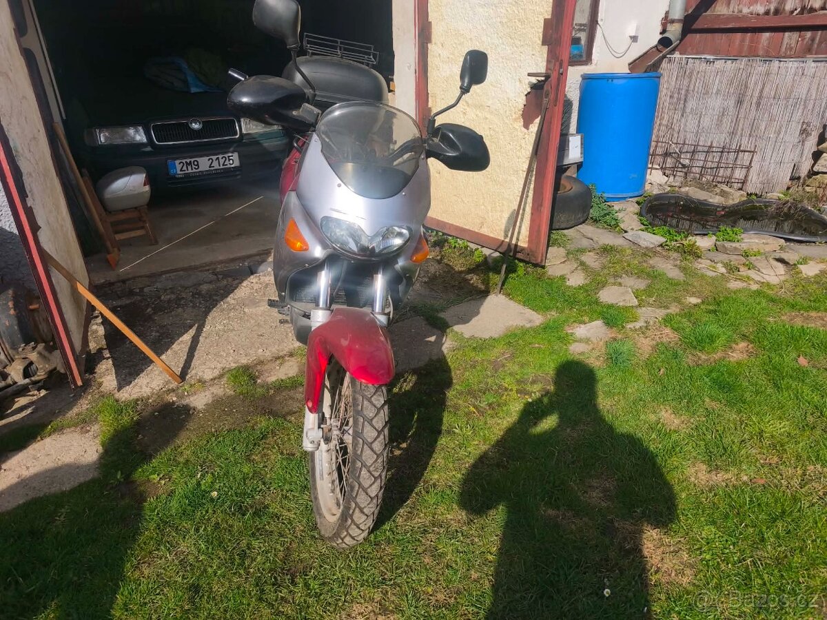 Aprilia Pegaso 650 - 2