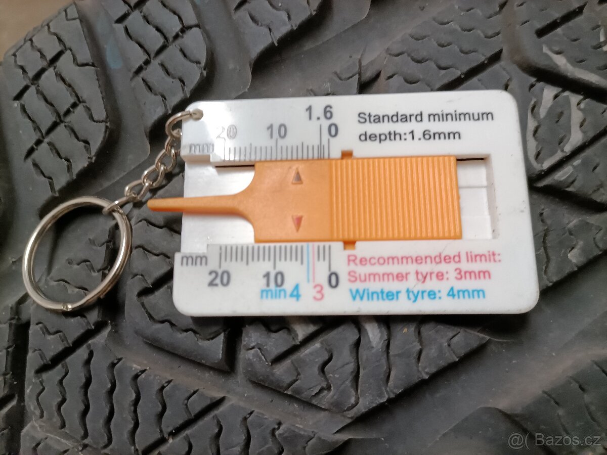 Pneu 215 / 45 R16 86H Pirelli Sotto Zero - 2