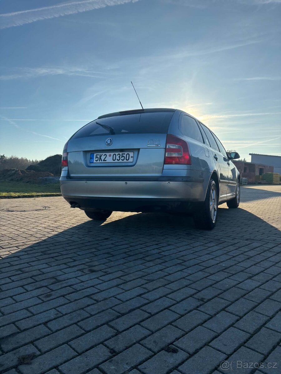 Škoda octavia combi 2 Tdi - 2