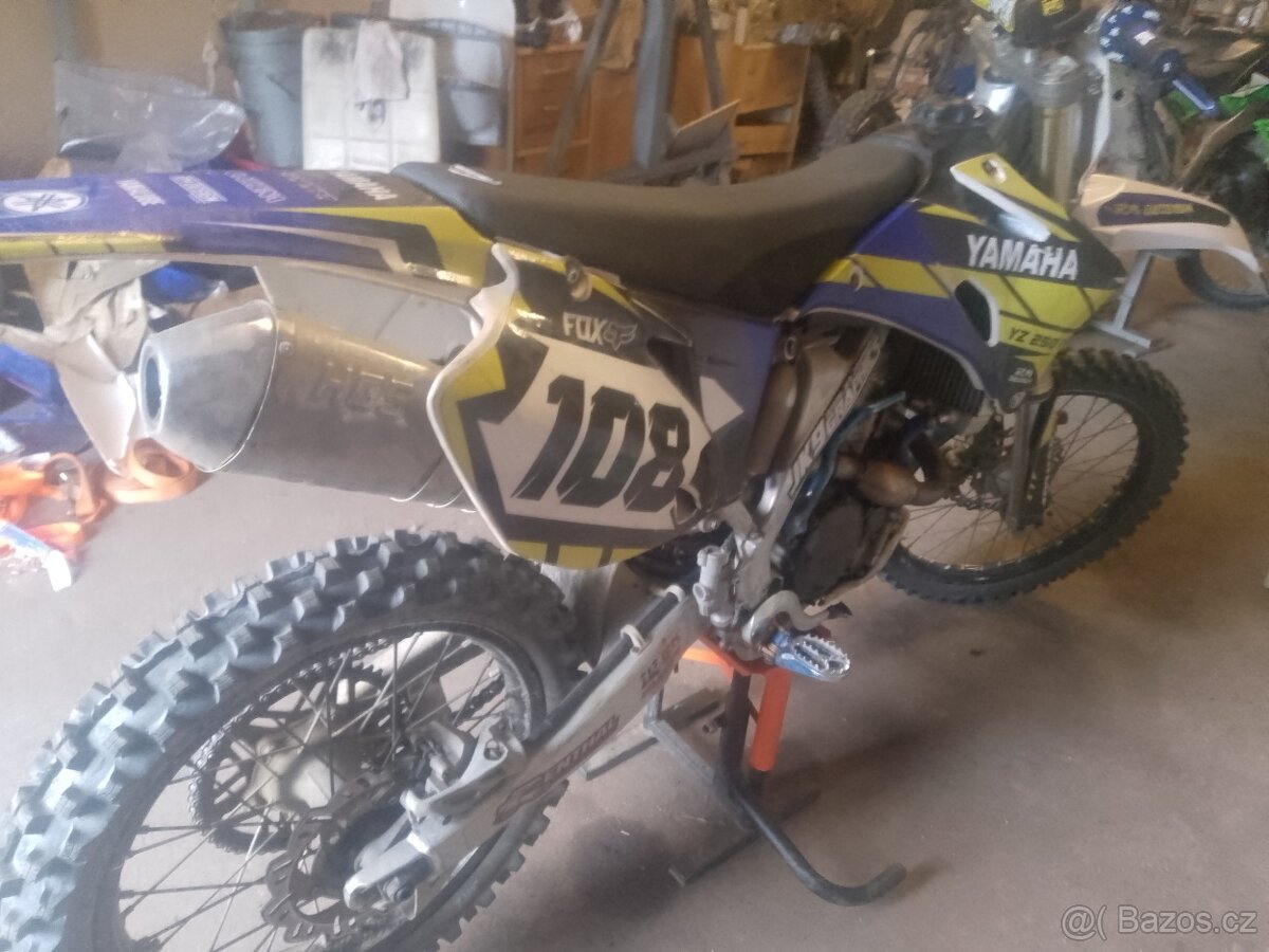 Yamaha yzf 250 2008 po go 1 mth