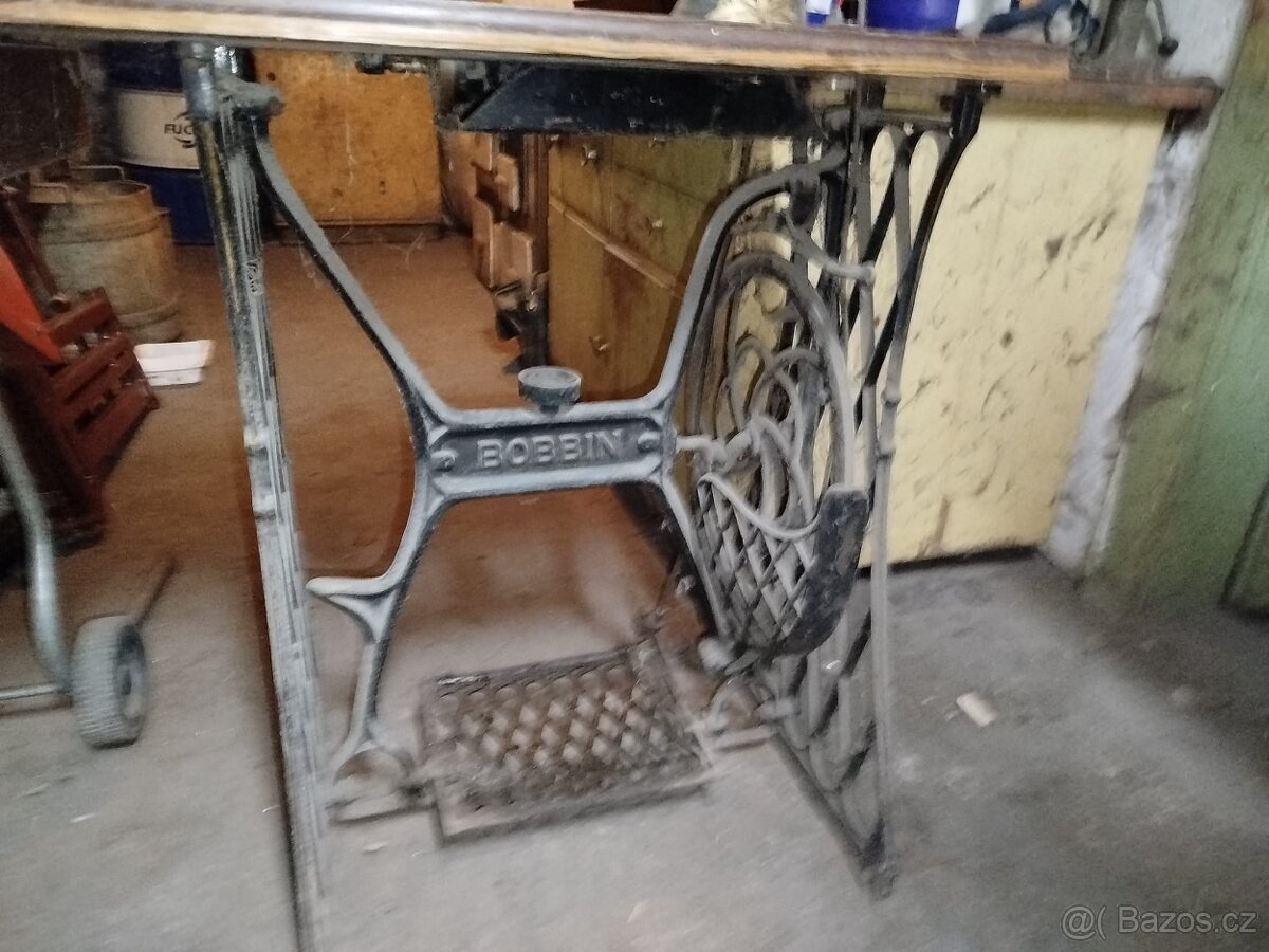 šicí stroj MINERVA a BOBBIN OSOBNÍ ODBĚR ÚŽICE - 2