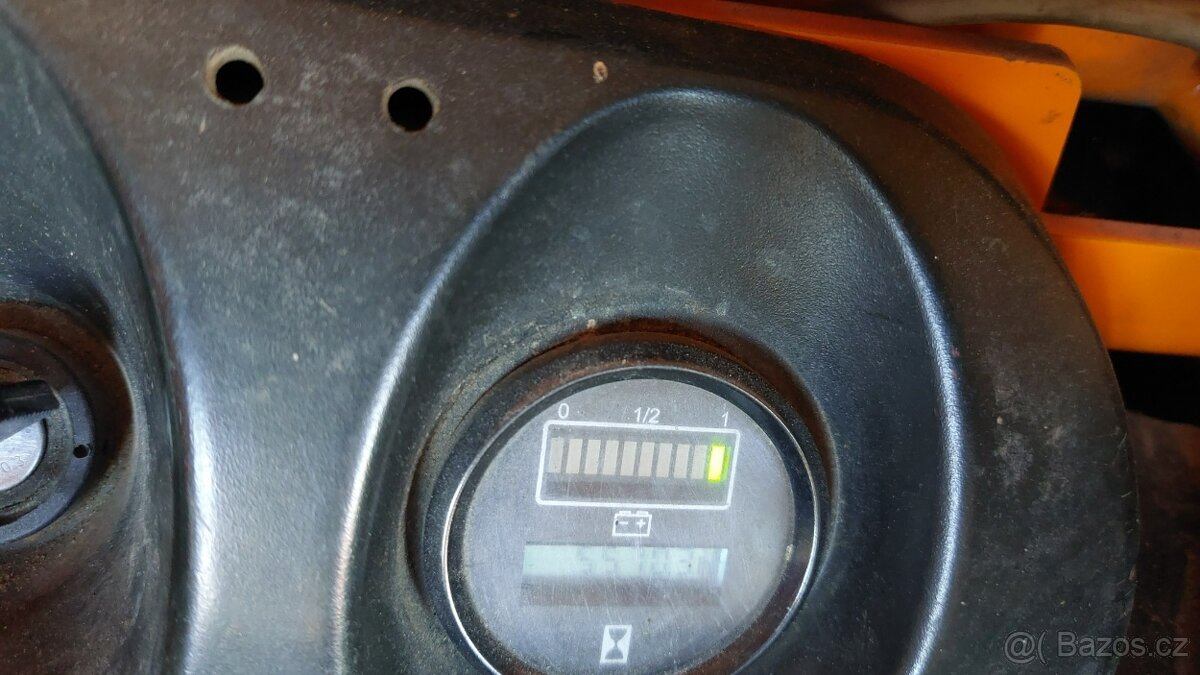 Nízkozdvižný vozík STILL - 2