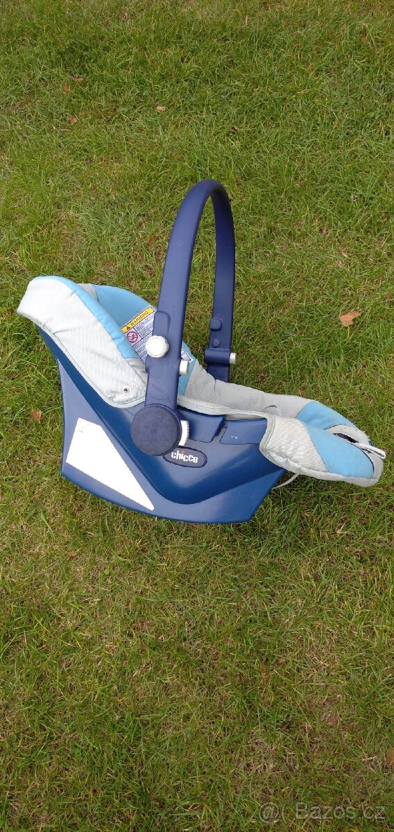 Autosedačka vajíčko Chicco - 2