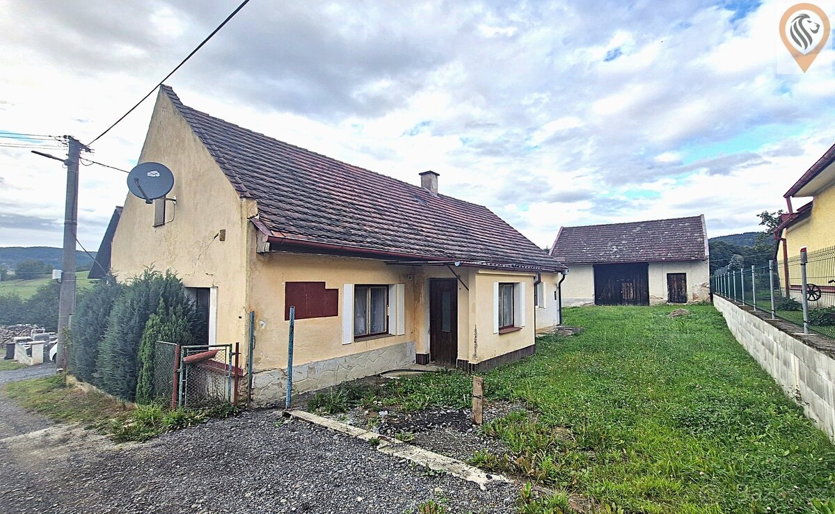 Dům se stodolou v Běšinech, Šumava blízko. - 2