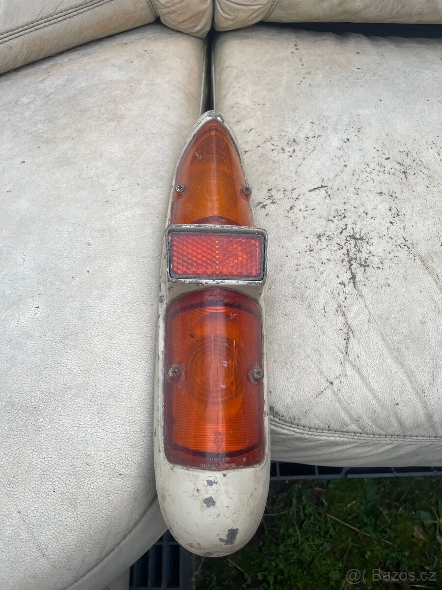 Zadní světlo - 2