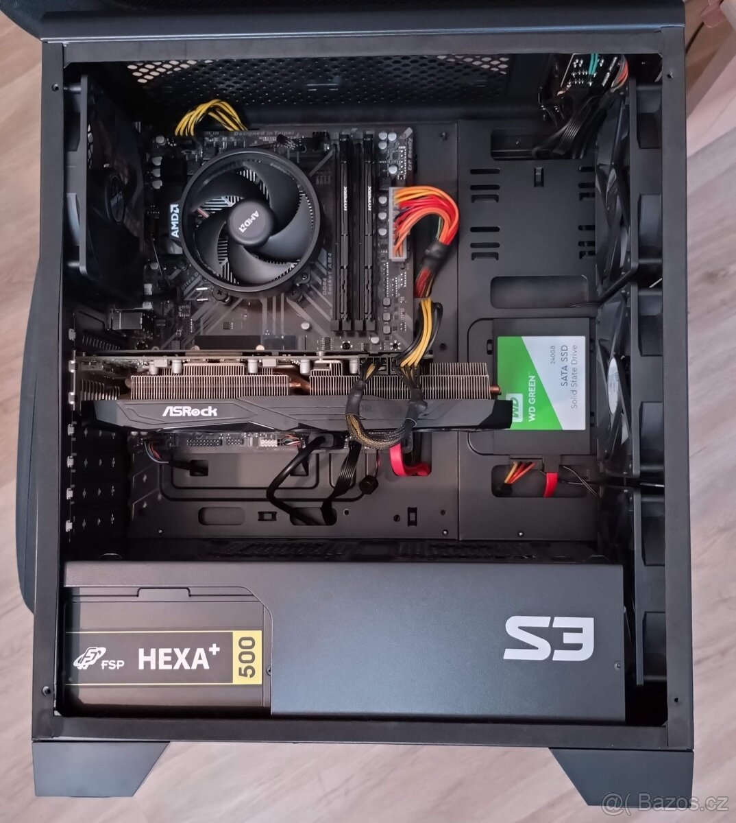 Herní PC s Ryzen 3600, RX 5700 XT a 23" 1080p monitorem - 2