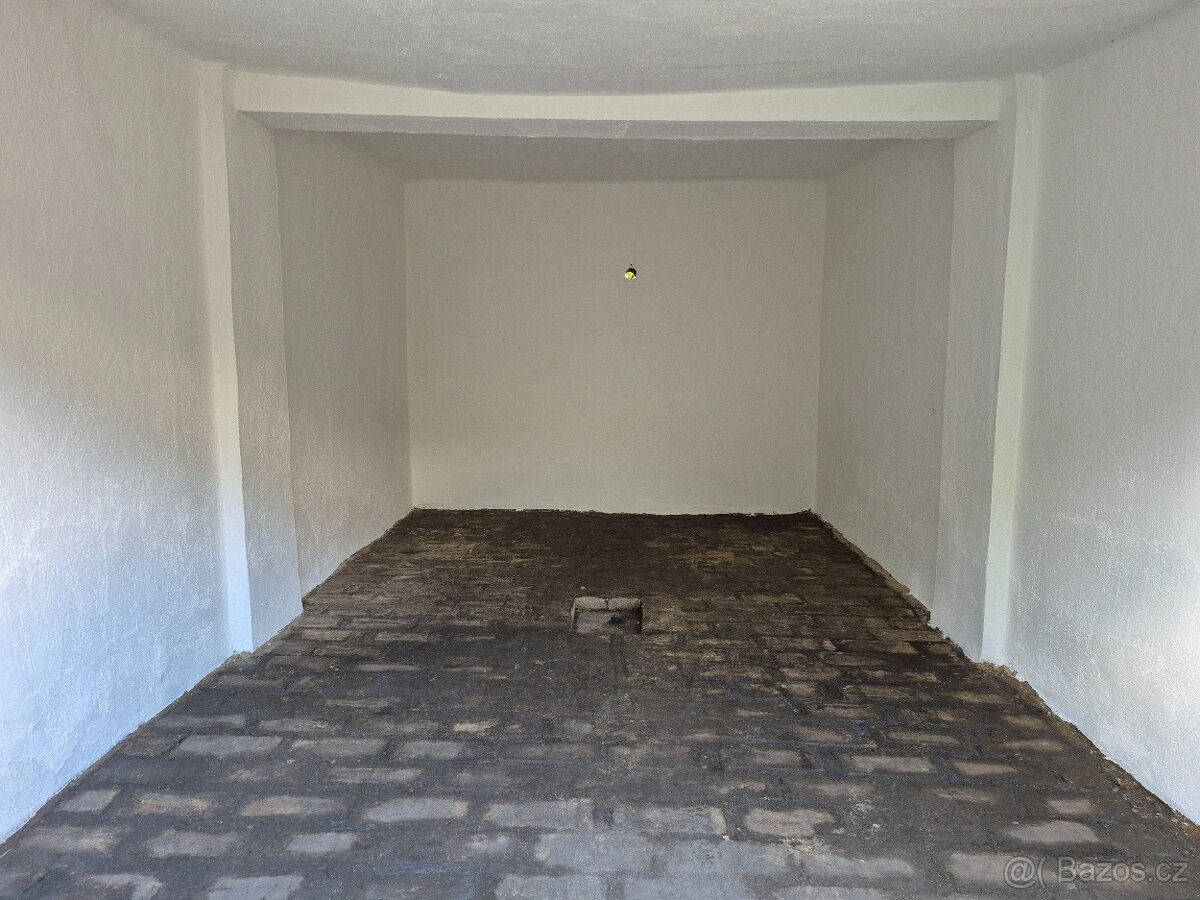 Garáž Rakovník - S.K. Neumanna - po rekonstrukci - 2