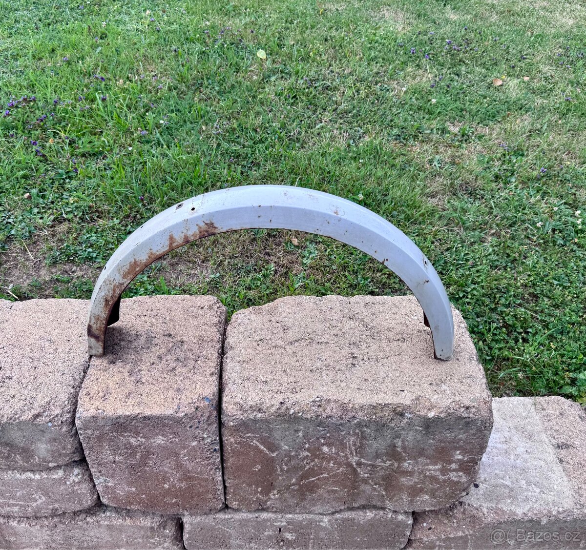 Jawa Babeta 207 - zadní blatník - 2