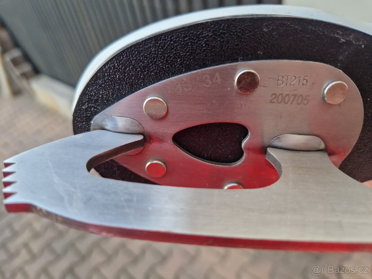 Dívčí brusle dětské vel 33/34 - 2