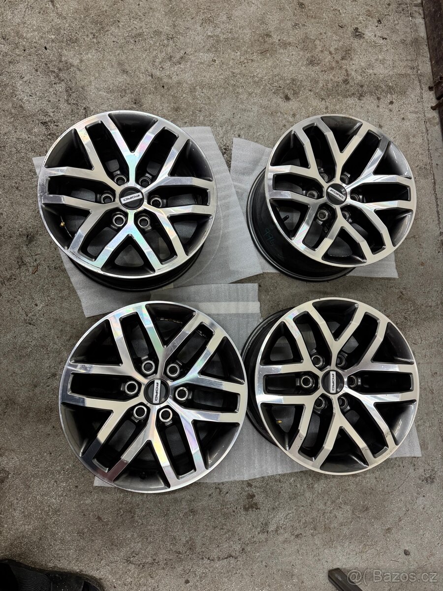 Kola Ford F150 Raptor - 2