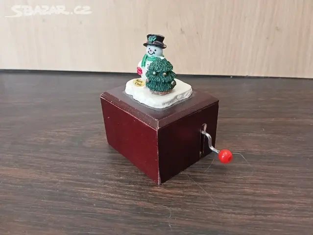 Hrací skříňka s kličkou sněhulák výška 8 cm - 2