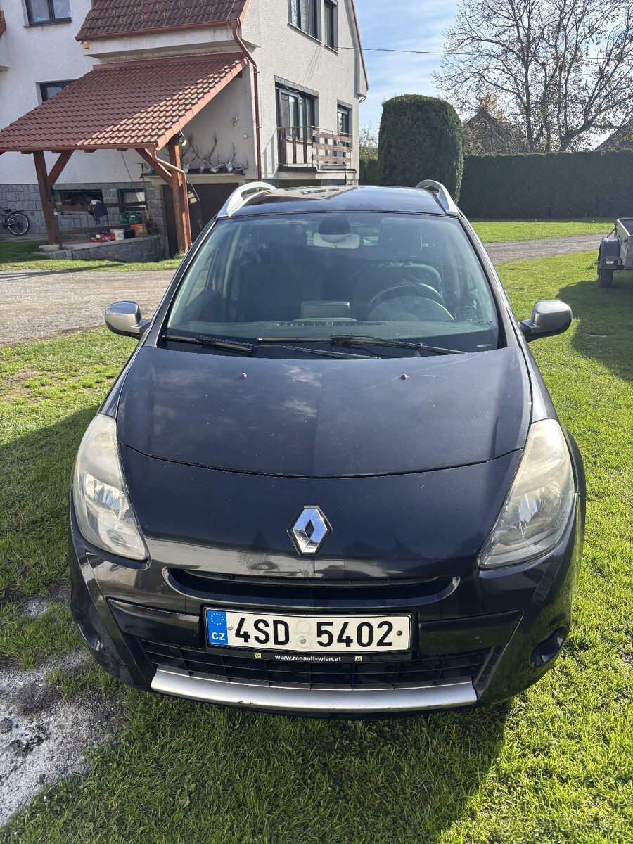 Renault Clio Combi, 1,2i tce benzín, 76 kW, rv 2011 - 2