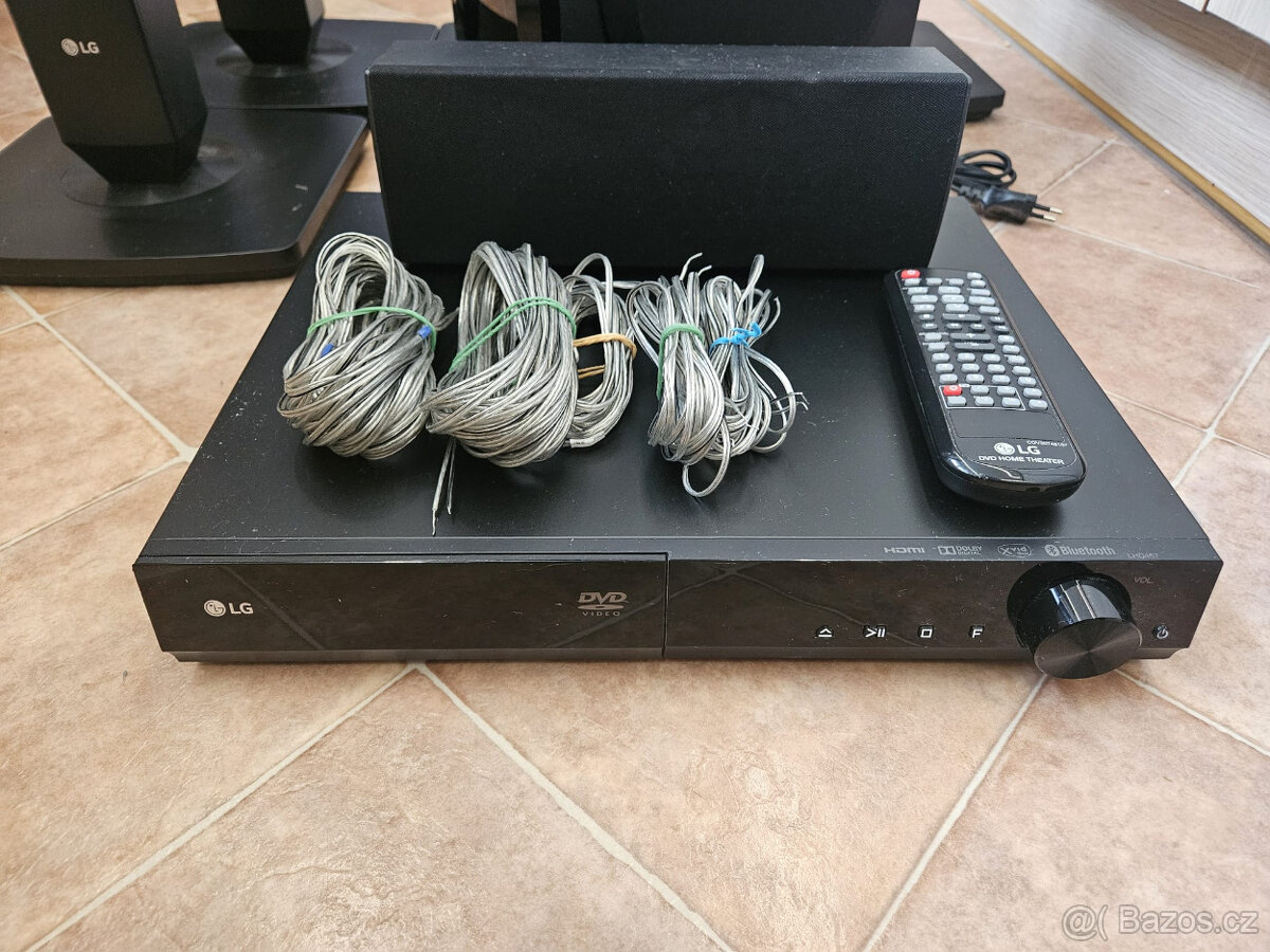 Domácí kino 5.1 LG LHD457 - 2