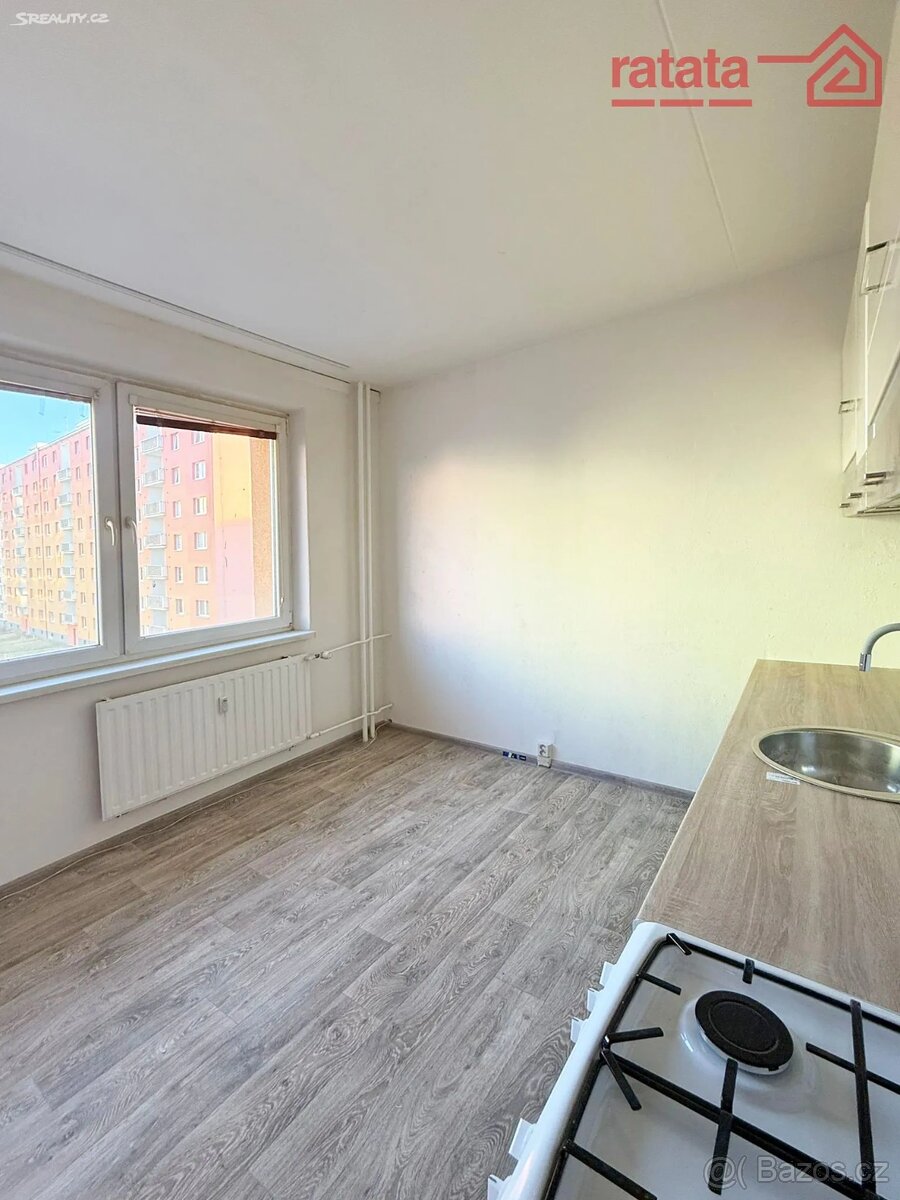 Pronájem bytu 2+1 v Chomutově - 2