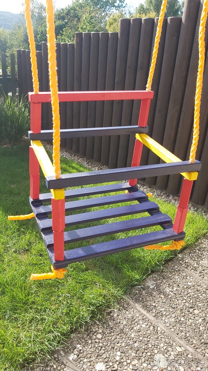 Dětská dřevěná houpačka - 2