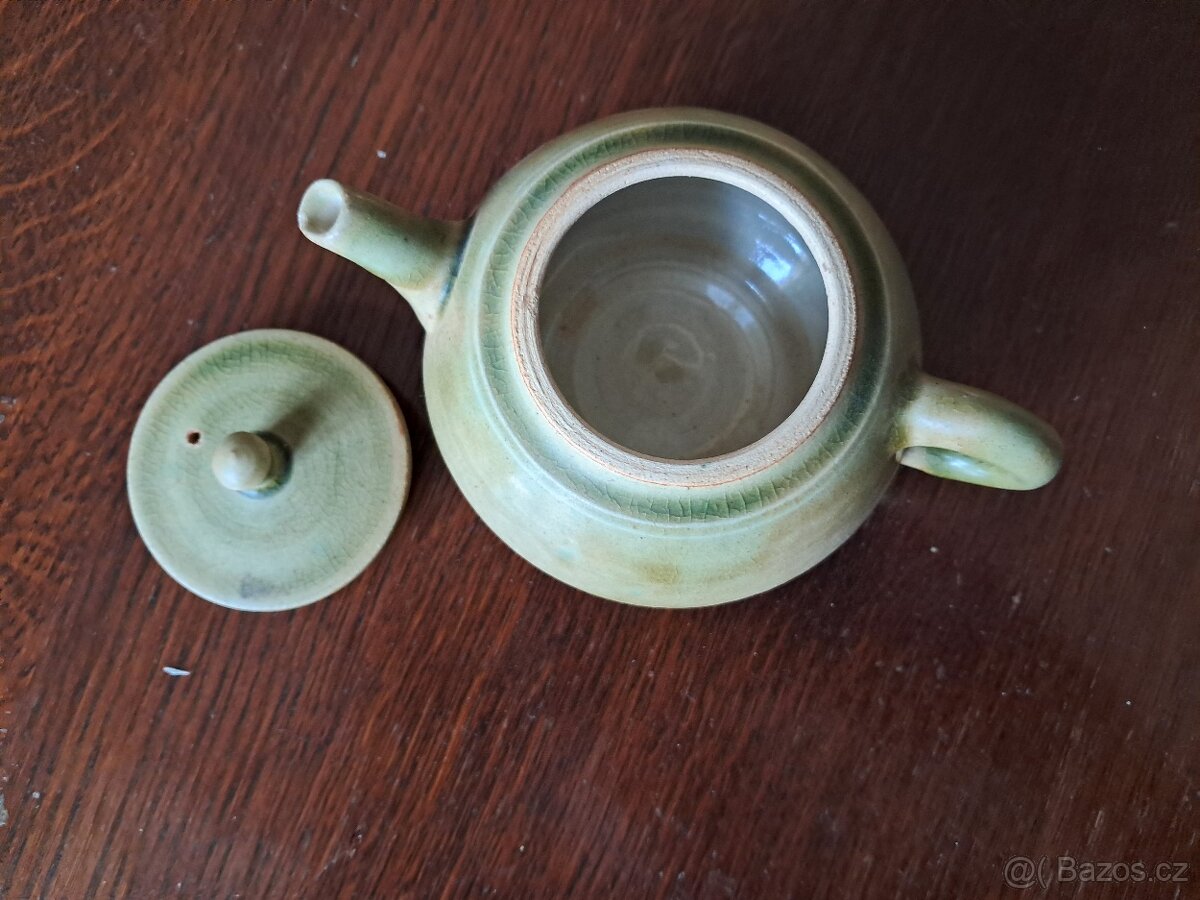 keramická konvice - 2