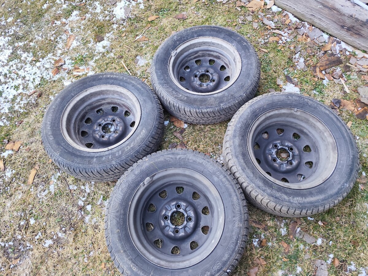 Kola Felicia R13 - 2