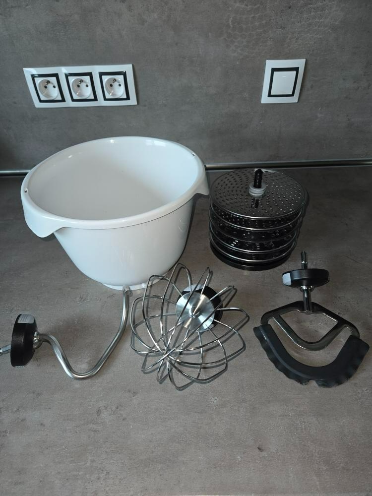 Bosch celokovový kuchyňský robot - 2