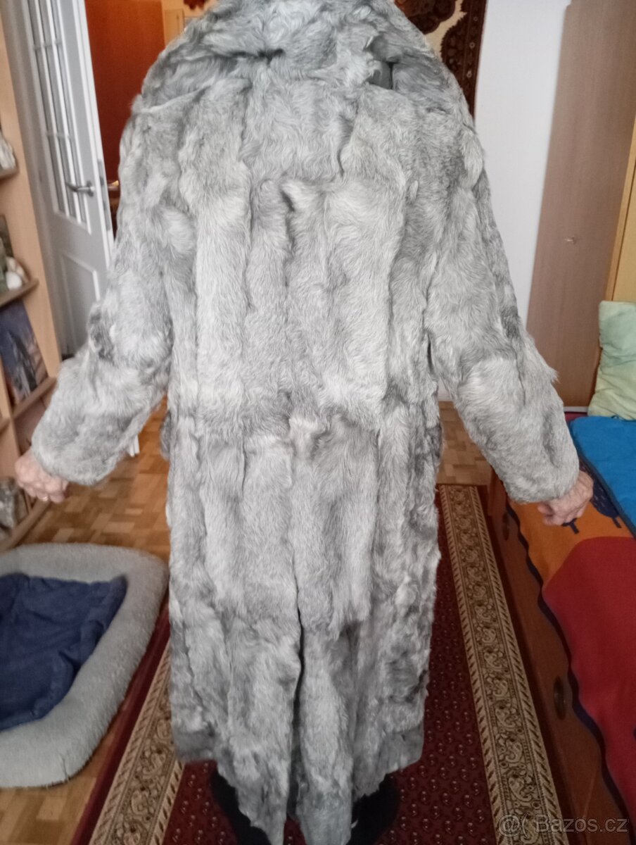 Prodám kožich z kozinky za dobrou cenu - 2
