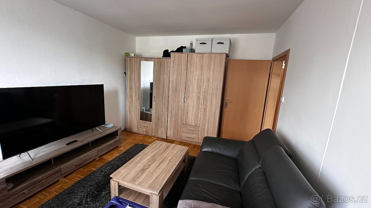 PRONÁJEM 2+kk - ulice Družstevní, Zlín - 2
