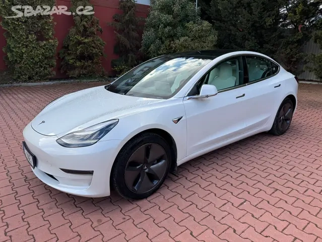 Tesla Model 3 Long Range,AWD,SOH 94%,75kWh,Záruka. - 2