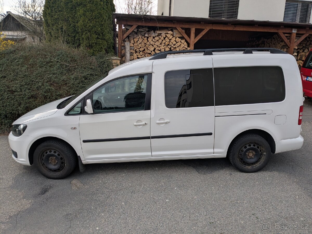 Caddy Maxi, 2.0 CNG/benzín, 2015, 7 míst - 2