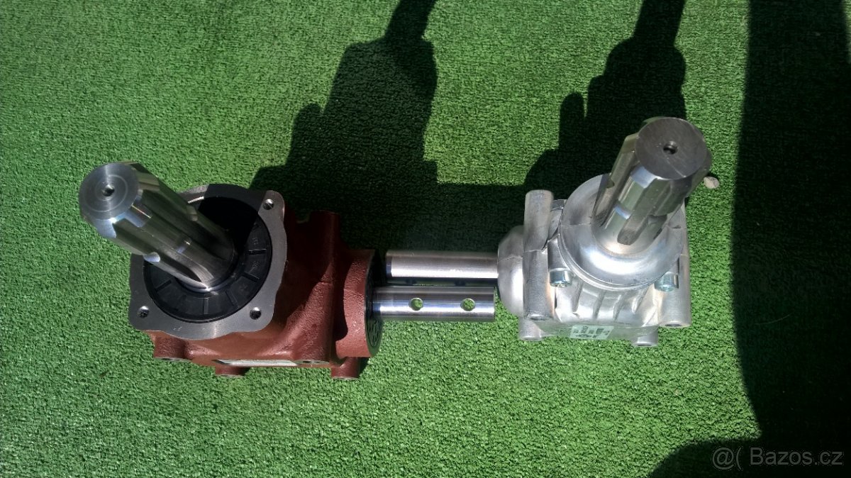 Úhlová převodovka PTO - 2