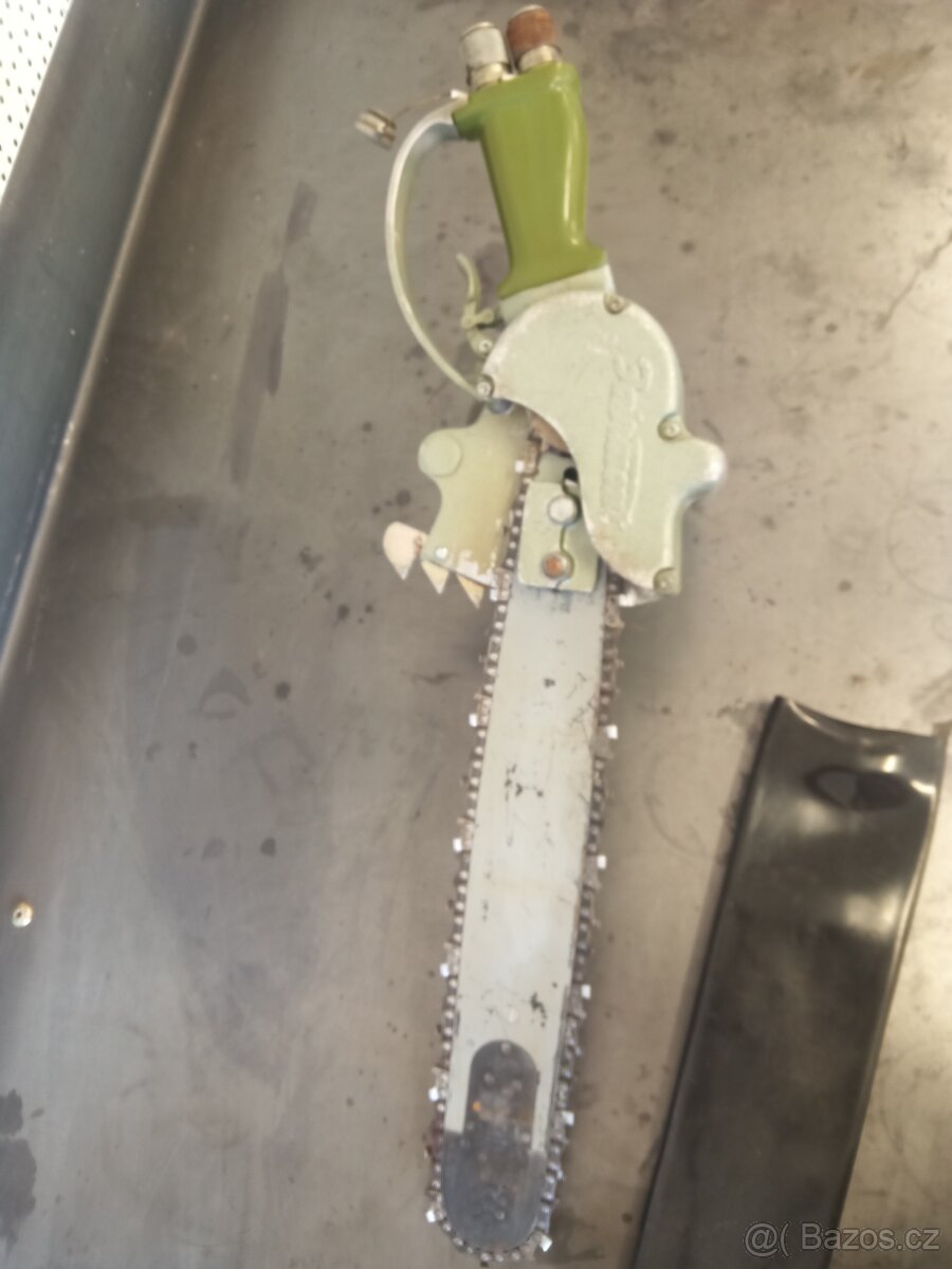 motorová pila - 2